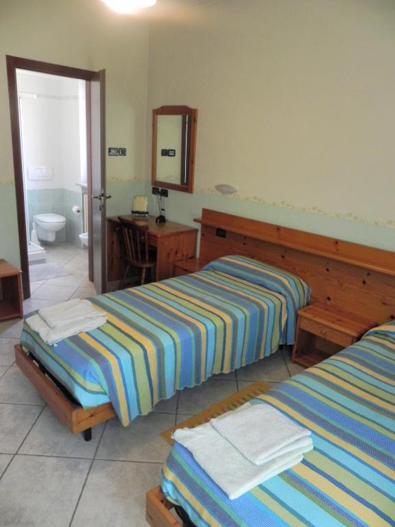 Hotel Ristorante Belsito Borgo San Dalmazzo Pokoj fotografie