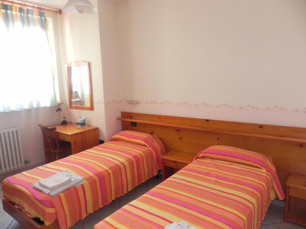 Hotel Ristorante Belsito Borgo San Dalmazzo Pokoj fotografie