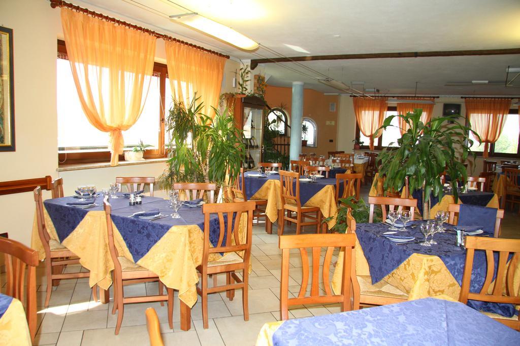 Hotel Ristorante Belsito Borgo San Dalmazzo Exteriér fotografie
